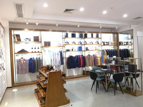 云浮网红服装定制店,打造个性化潮流服饰新地标