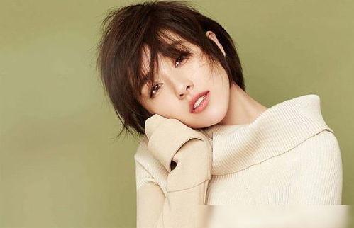 明星少有的姓氏,揭秘罕见明星背后的家族传奇