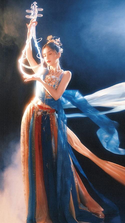 男网红敦煌飞天舞,男网红演绎千年古韵